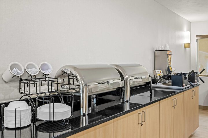 Breakfast/Coffee Service 52 of 59