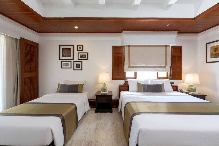 Room 4 of 183