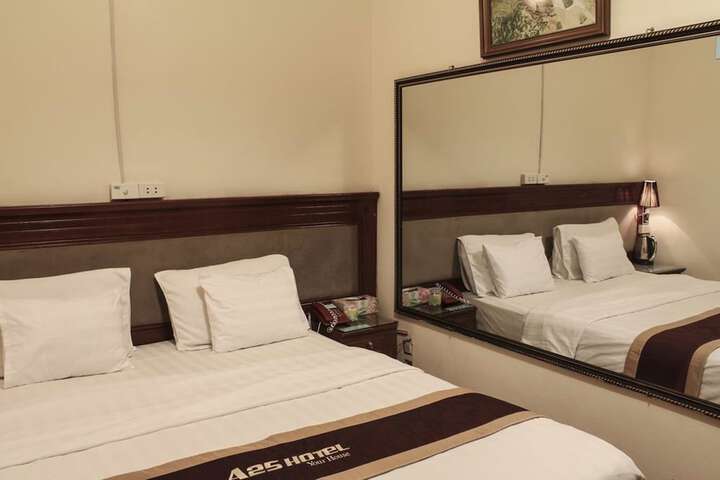Room 9 of 22