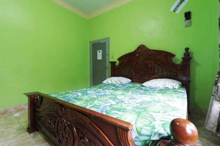 Room 6 of 56