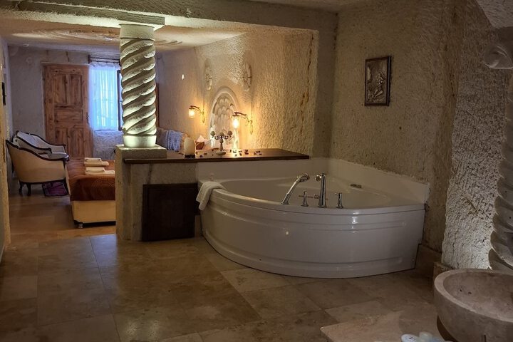 Room 4 of 67