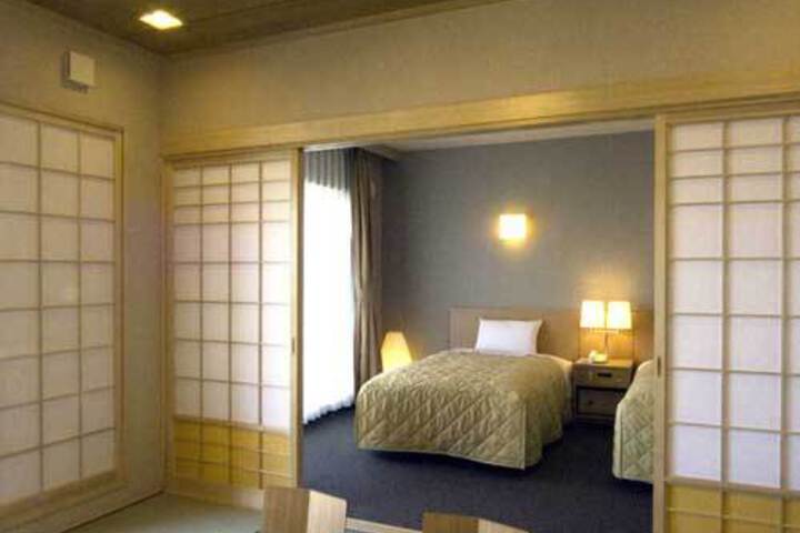 Room 15 of 20