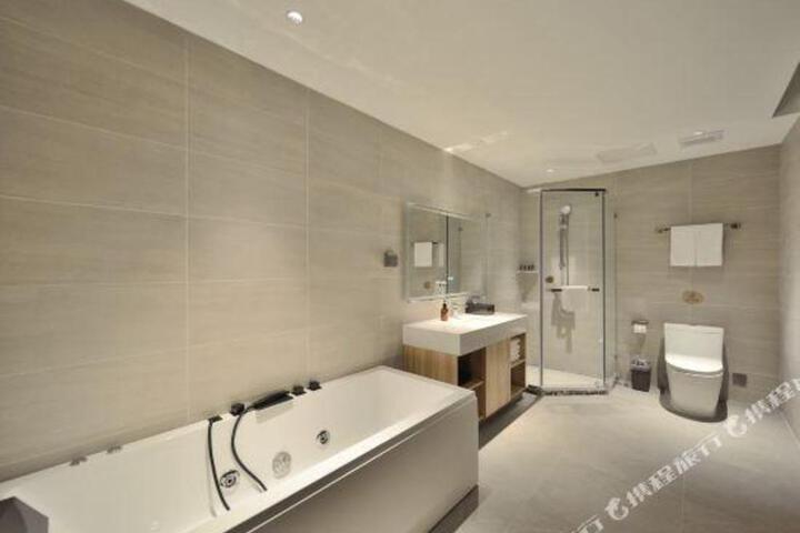 Aifeel Hotel