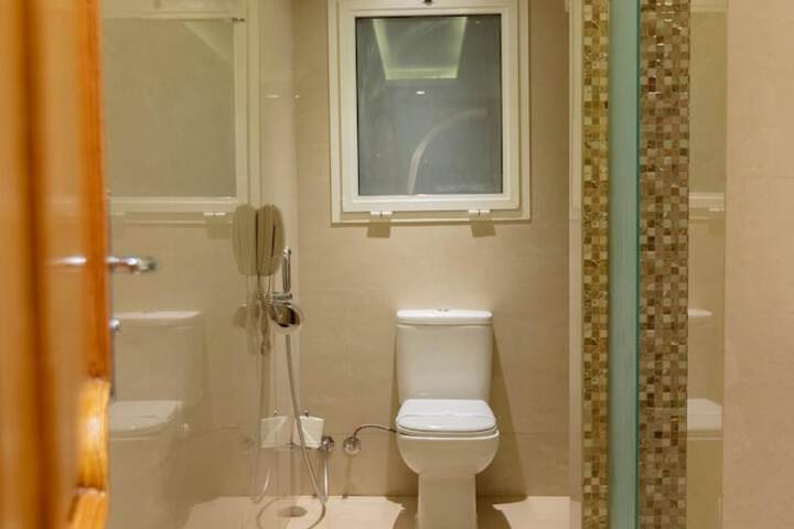 Room 309 of 420