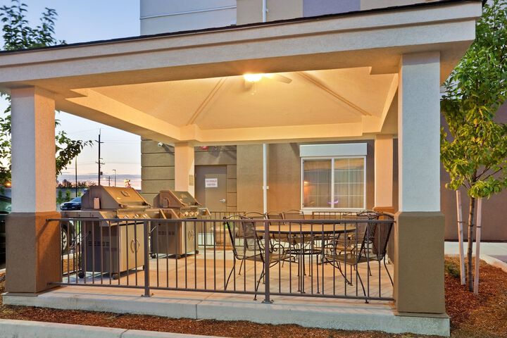 BBQ/picnic area