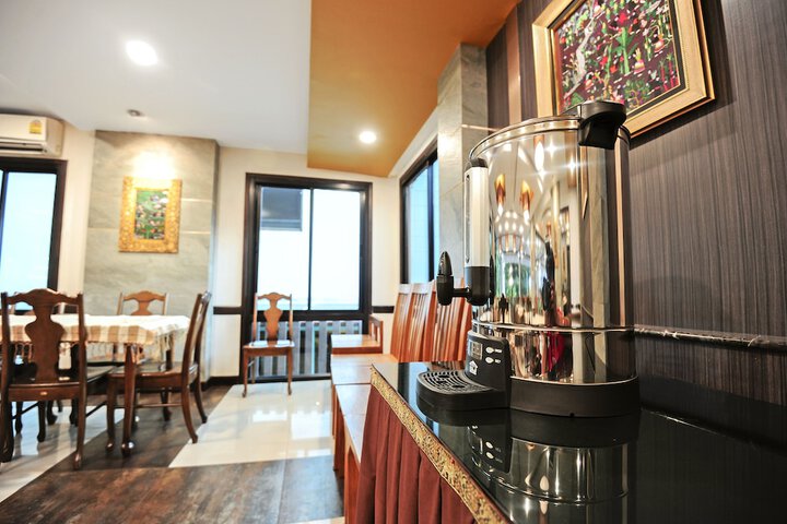 Breakfast/Coffee Service 15 of 19