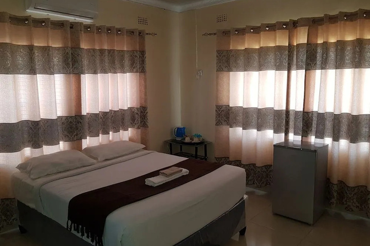 Room 3 of 13