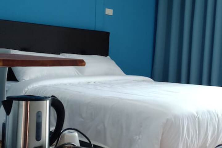 Room 4 of 22
