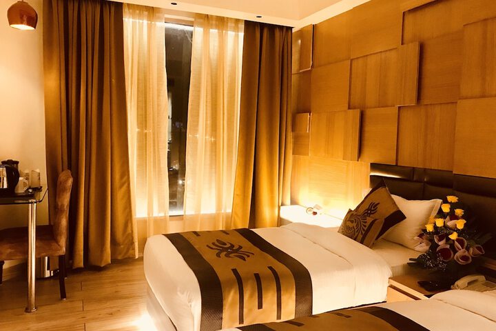 Room 52 of 110