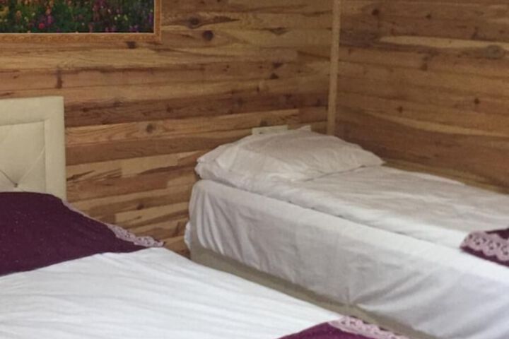 Room 6 of 23