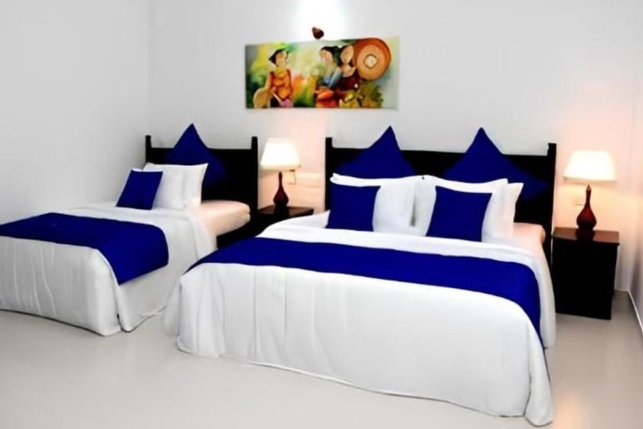 Room 4 of 24