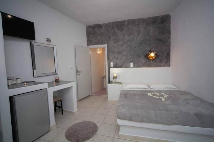 Room 18 of 107