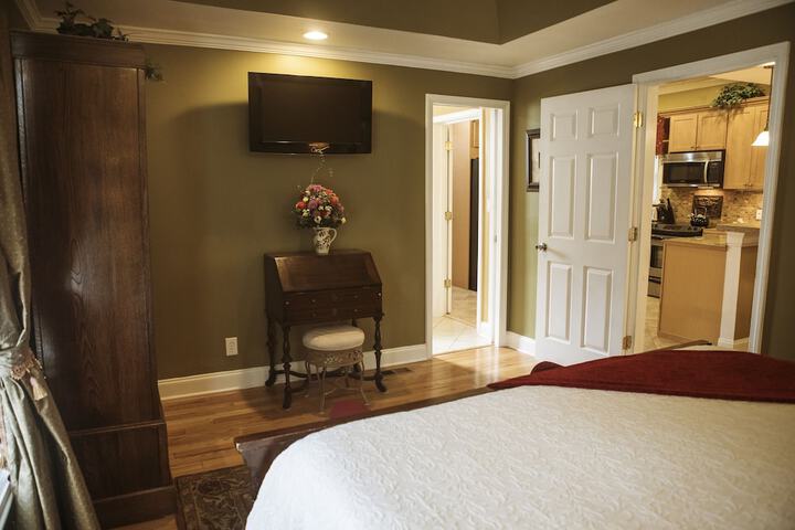 Room 10 of 87