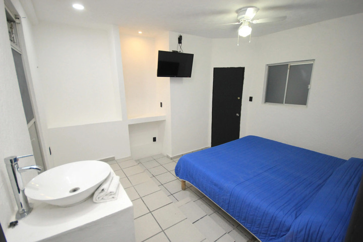 Photo 3