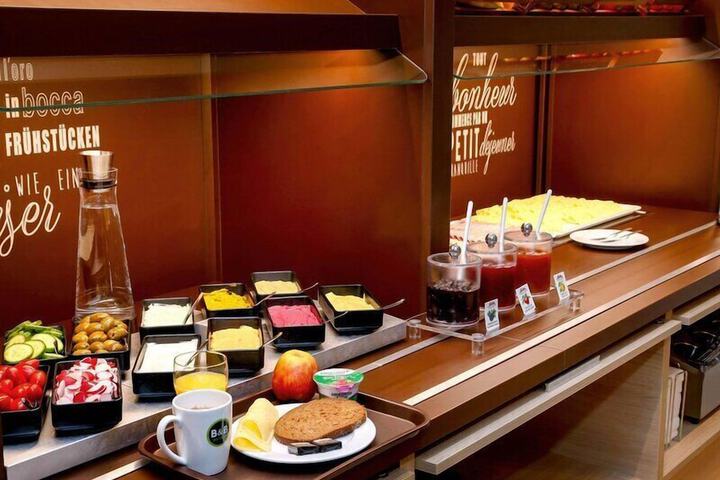 Dining Photos