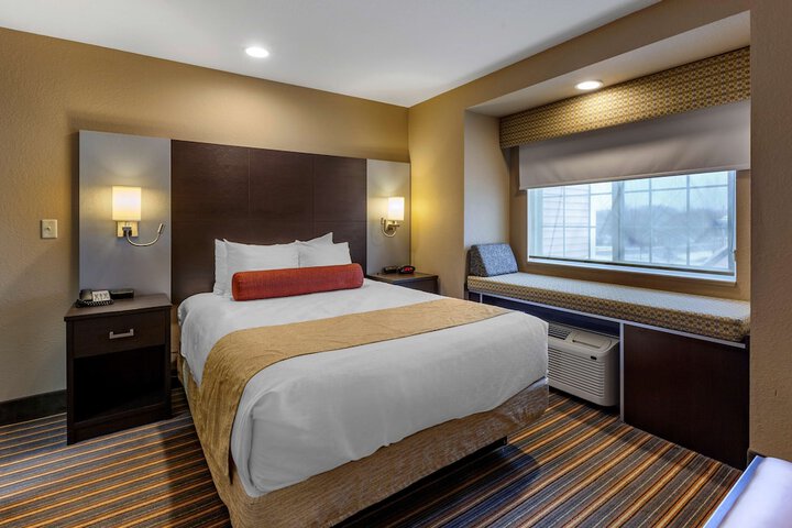 Room 20 of 53