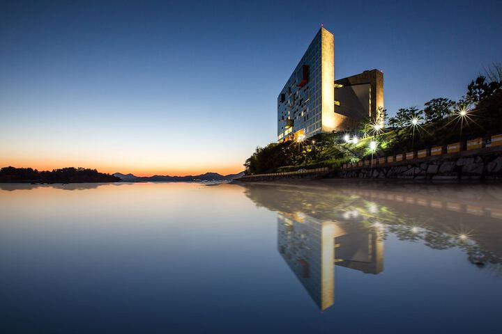 Hotel 80 of 81