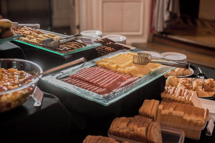 Breakfast/Coffee Service 59 of 78
