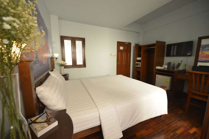 Room 95 of 167