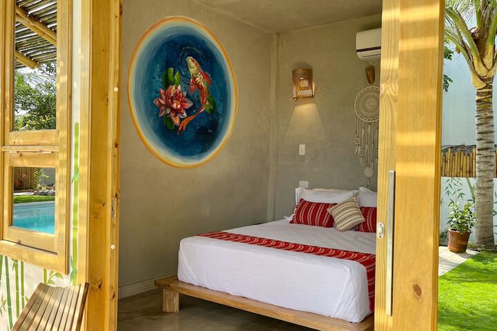Room 6 of 53