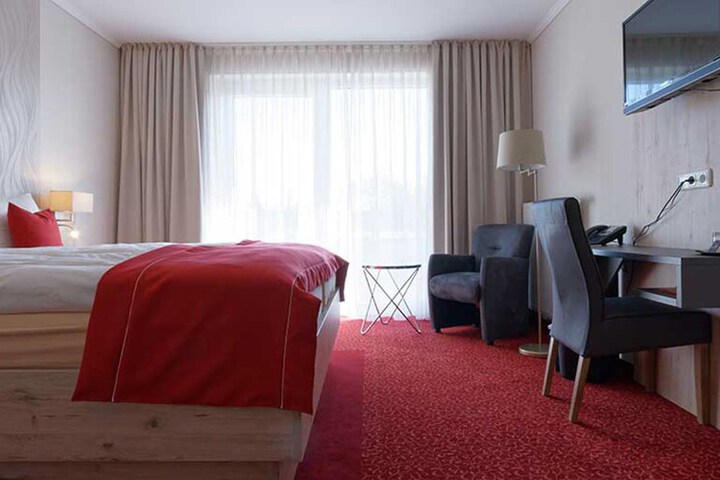 Room 4 of 49