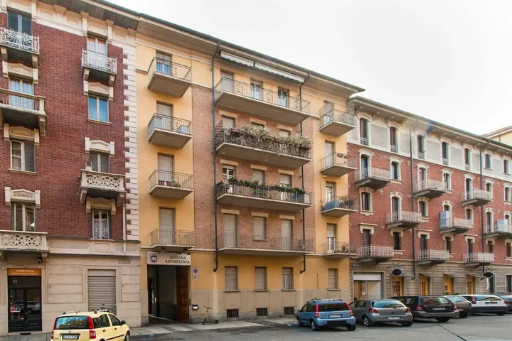 Charm of Turin Crocetta Flat