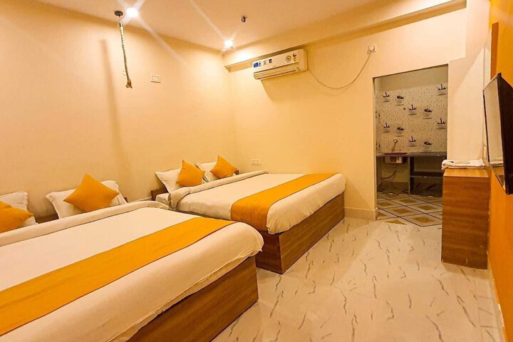 Blue Sapphire Hotel and Banquet