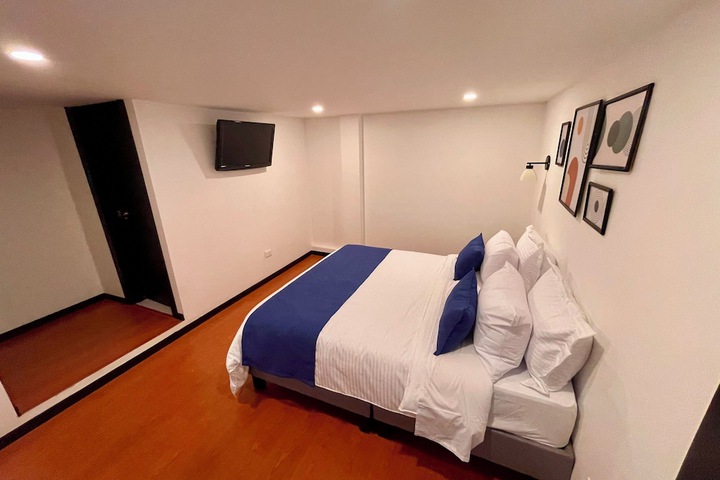 Room 42 of 56