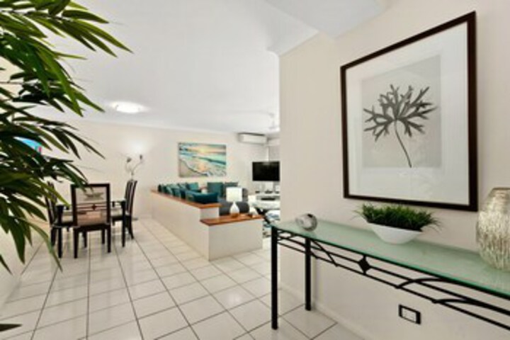 Room 4 of 22