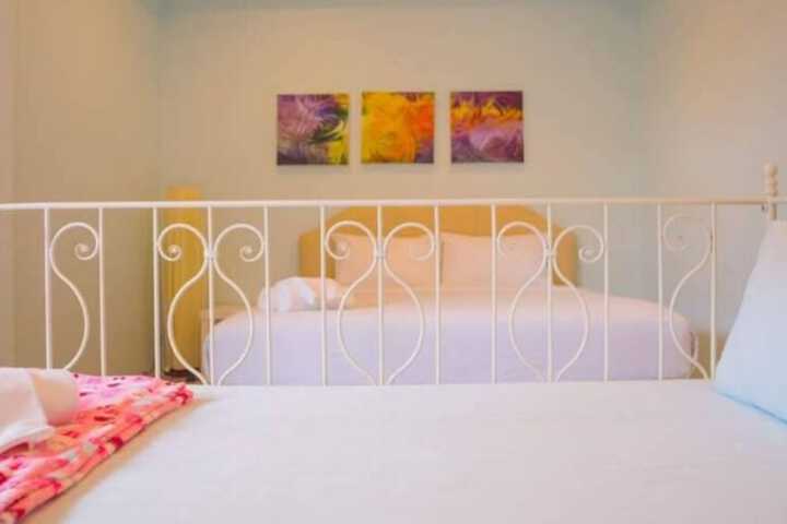 Room 13 of 28