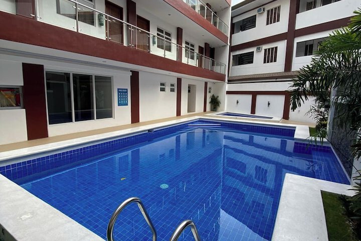 Pool 25 of 48