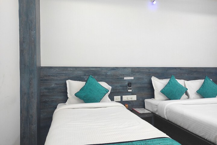 Room 8 of 42