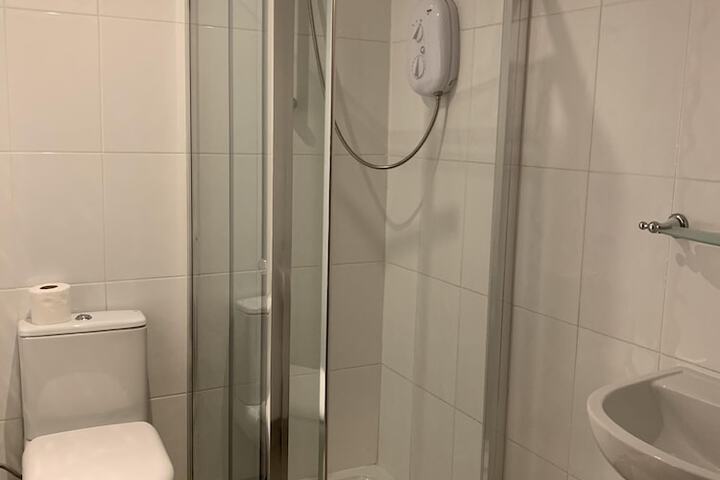 Clean Restrooms