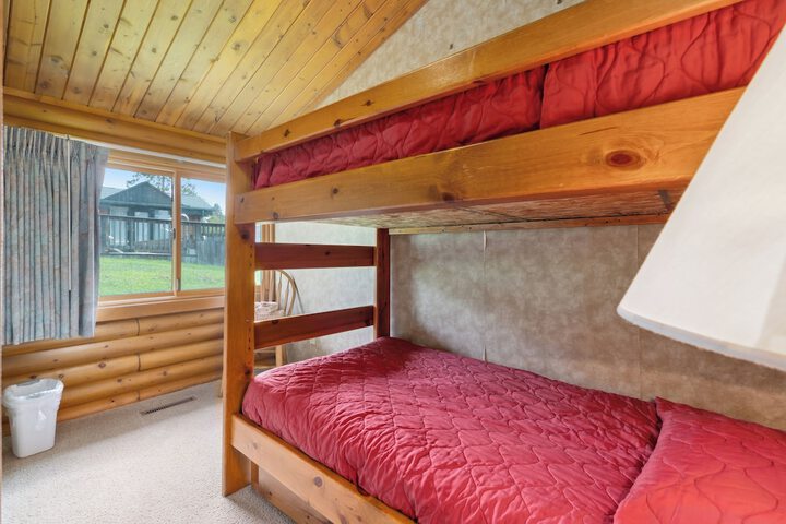 Room 19 of 191