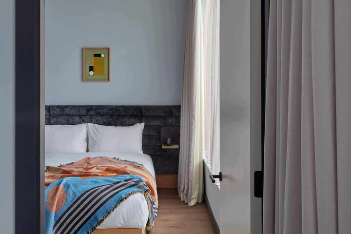 Room 21 of 71
