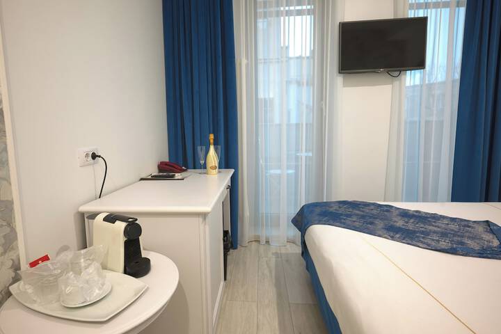 Room 40 of 108