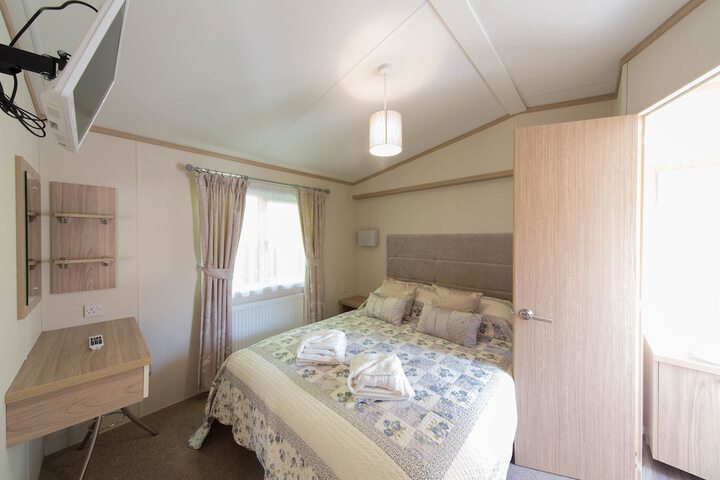 Room 13 of 150