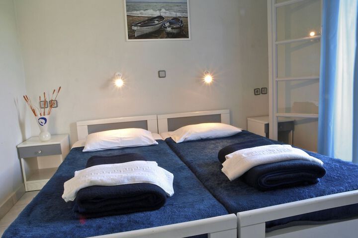 Room 3 of 24
