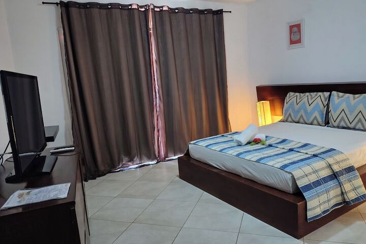 Room 29 of 76
