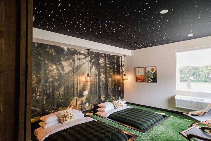 Room 7 of 39