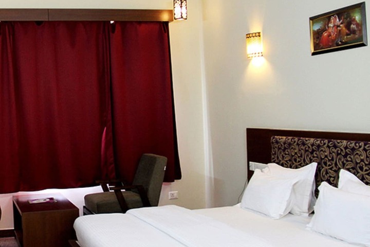 Room 10 of 23
