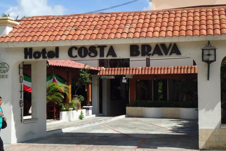 Exterior of Hotel Cozumel Costa Brava