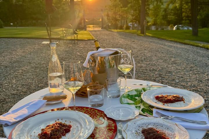 Dining 44 of 62