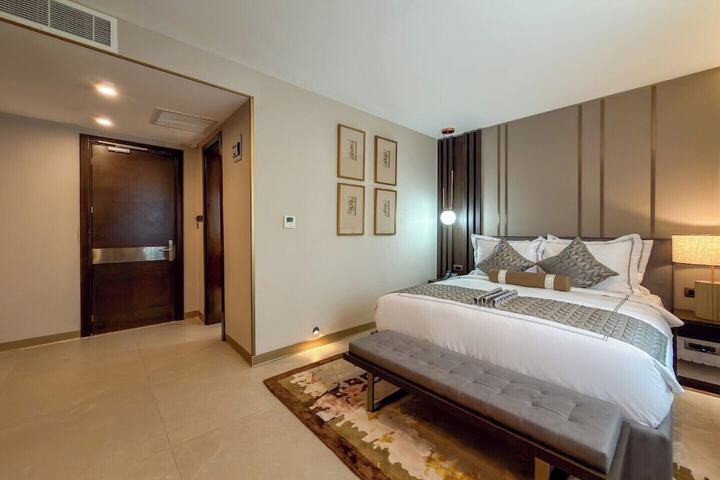 Room 57 of 179