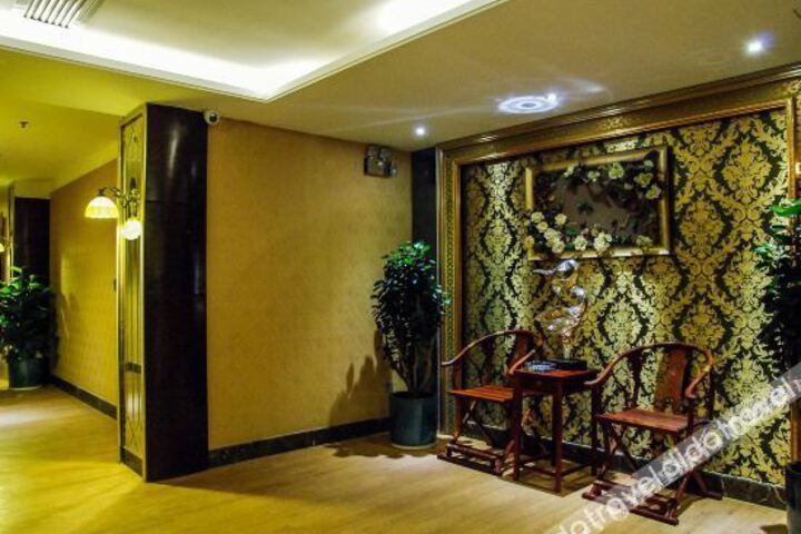 Hotel Interior 25 of 41