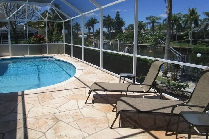 Pool 9 of 12