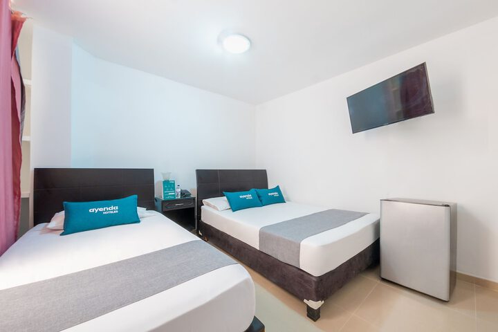 Room 12 of 21