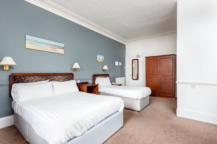 Room 16 of 63
