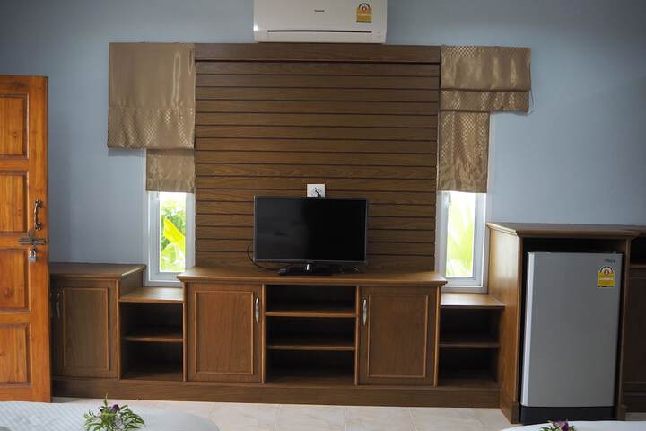 Room 16 of 32