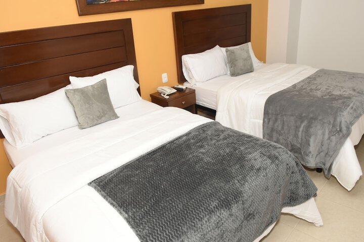 Room 9 of 29